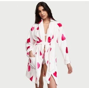 VS 2PC MATCHING ROBE AND MATCHING BLANKET!!❤❤